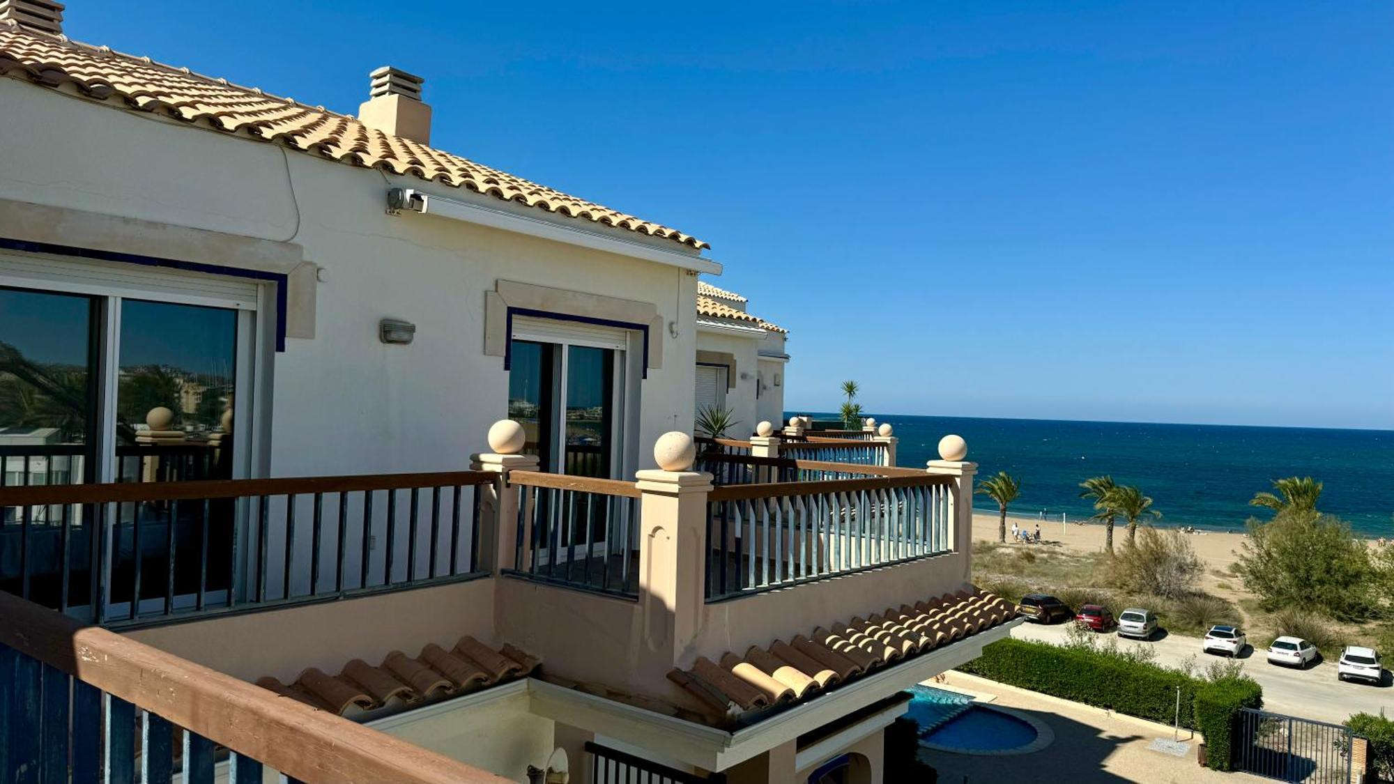 Apartamentos Carlton Vyb Denia Luaran gambar