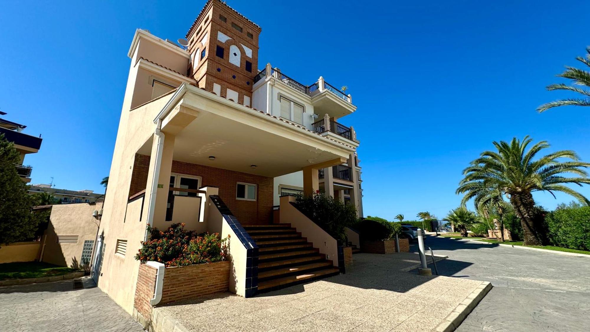 Apartamentos Carlton Vyb Denia Luaran gambar