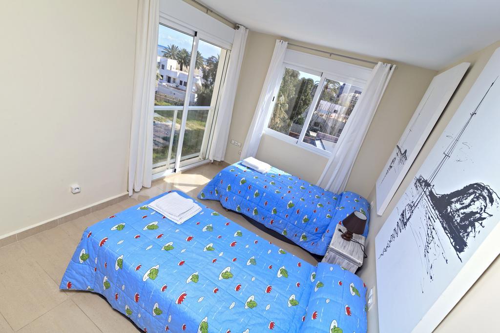 Apartamentos Carlton Vyb Denia Luaran gambar