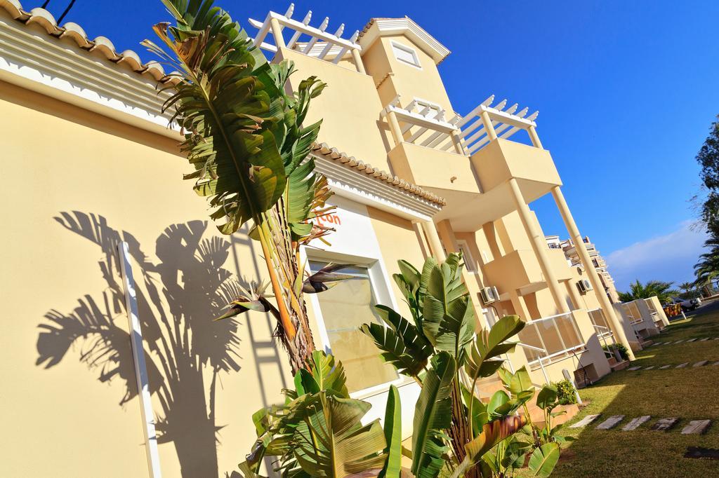 Apartamentos Carlton Vyb Denia Luaran gambar