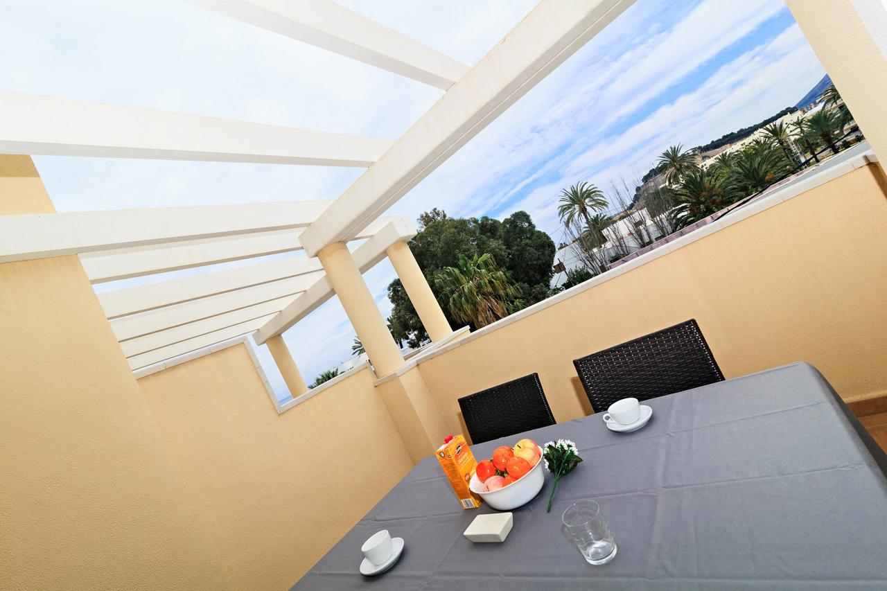 Apartamentos Carlton Vyb Denia Luaran gambar