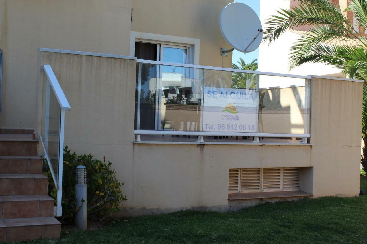 Apartamentos Carlton Vyb Denia Luaran gambar
